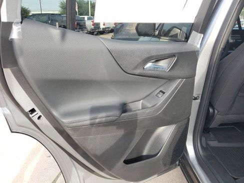 New 2026 Chevrolet Equinox LT FWD image 14