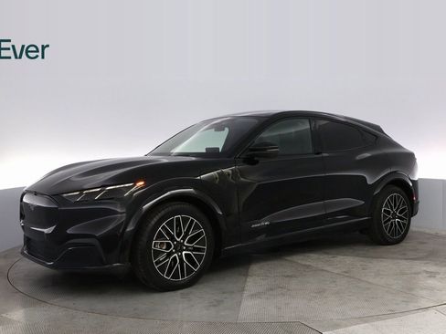 Used 2024 Ford Mustang Mach-E Premium image 15