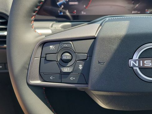 New 2026 Nissan Sentra SR w/ Floor Mat Package FWD image 9