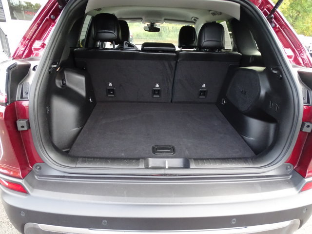 Used 2019 Jeep Cherokee Limited AWD/4WD image 23