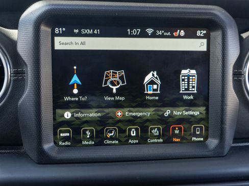 Used 2019 Jeep Wrangler Unlimited Sahara w/ Dual Top Group image 18