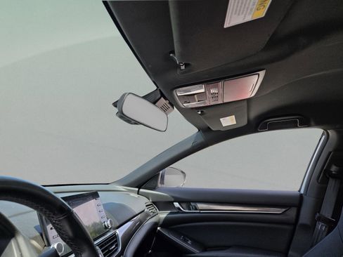 Used 2022 Honda Accord Sport image 13