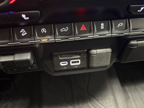 Used 2019 Chevrolet Silverado 1500 LT w/ All-Star Edition image 51