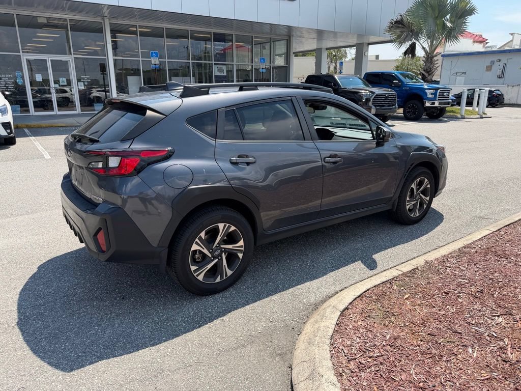 Used 2024 Subaru Crosstrek 2.0i Premium AWD/4WD image 3