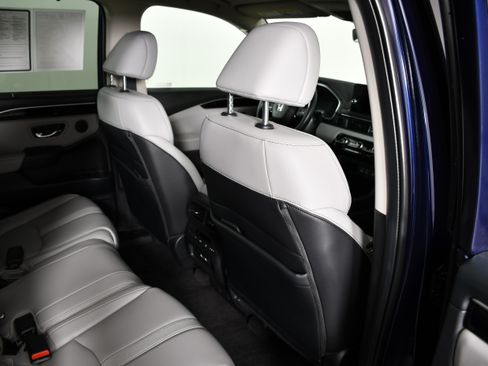 Certified 2023 Honda Pilot EX-L image 44