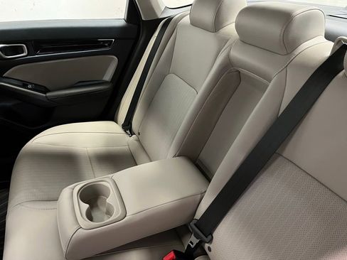 Used 2024 Honda Civic Touring image 15