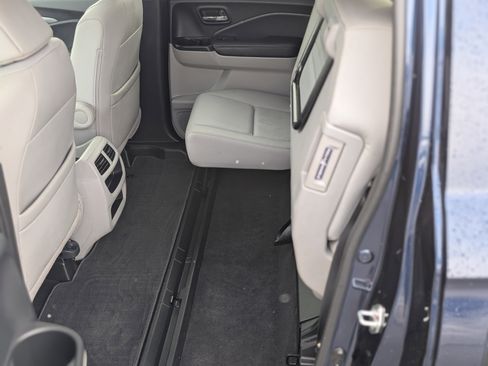 Used 2023 Honda Ridgeline RTL image 37