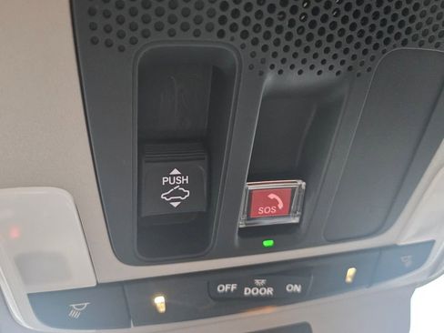 Used 2024 Honda Accord Touring image 19