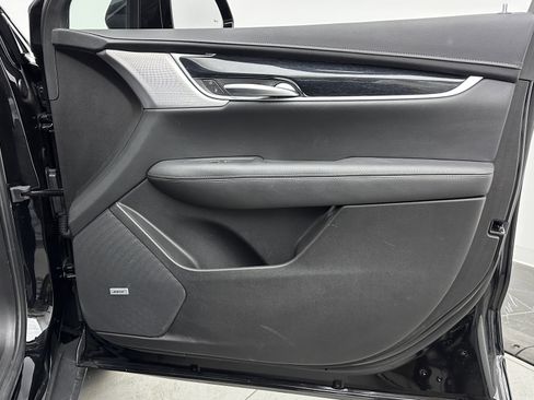 Used 2025 Cadillac XT5 Premium Luxury image 38