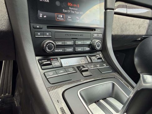 Used 2018 Porsche 911 GT3 RWD image 38