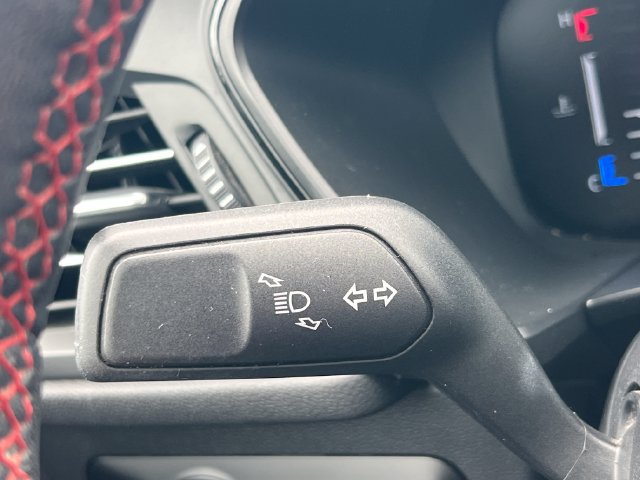 Used 2023 Ford Escape ST-Line w/ Tech Pack #1 AWD/4WD image 30