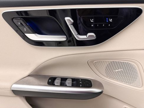 Used 2024 Mercedes-Benz C 300 Sedan image 26