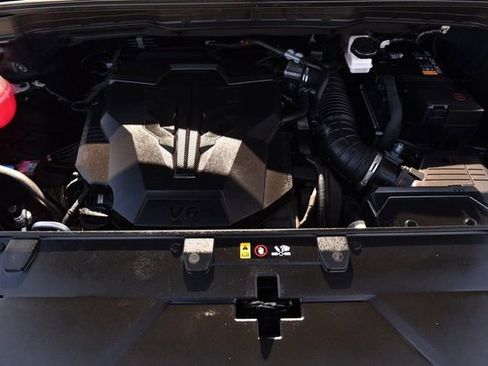 Used 2024 Kia Carnival LX image 26