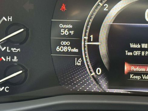 Used 2024 Lexus LX 600 4WD w/ Luxury Package image 32