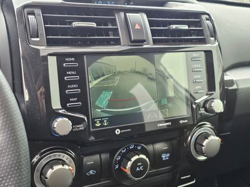 Used 2024 Toyota 4Runner TRD Off-Road Premium image 37