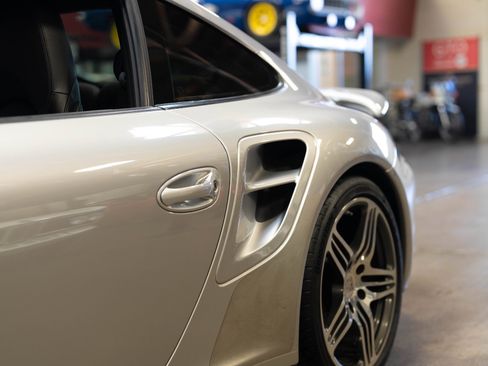 Used 2007 Porsche 911 Turbo image 36