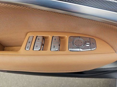 Used 2022 Genesis G70 2.0T w/ Prestige Package image 12