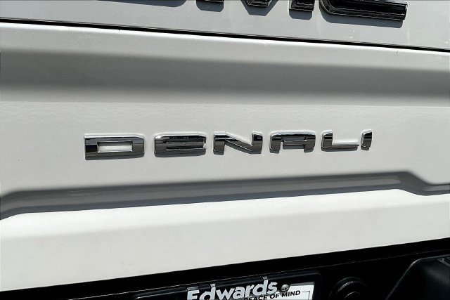 Used 2024 GMC Sierra 2500 Denali Ultimate AWD/4WD image 25