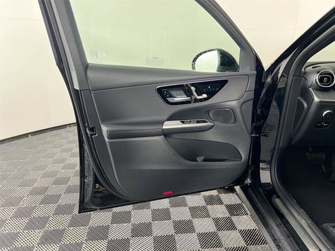 Certified 2025 Mercedes-Benz GLC 300 4MATIC image 14