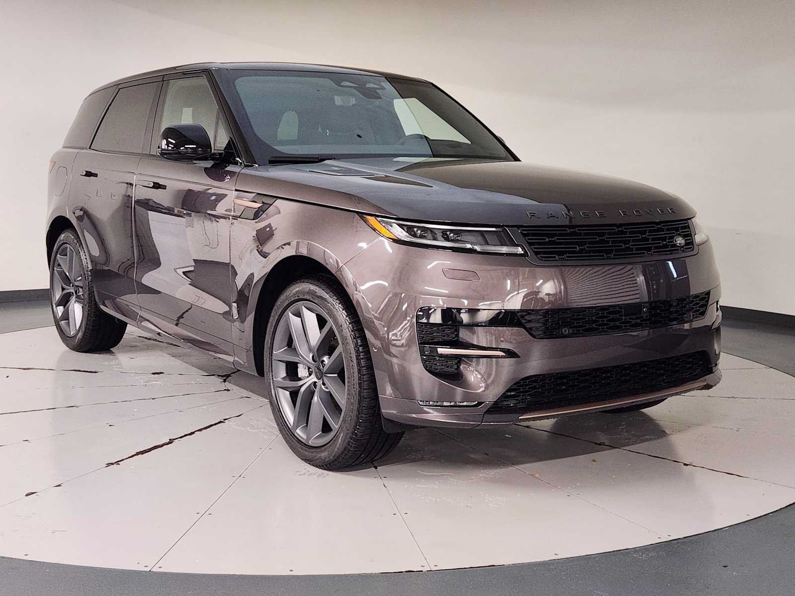 New 2026 Land Rover Range Rover Sport Dynamic SE AWD/4WD image 7
