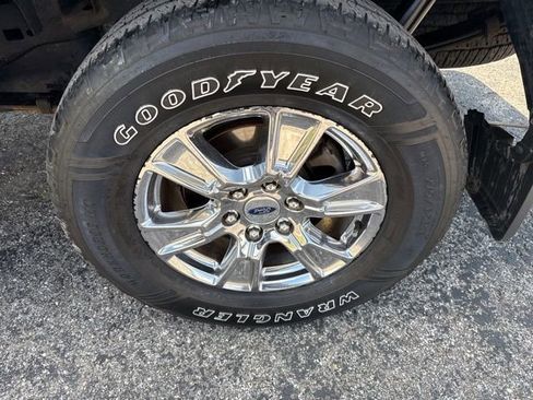 Used 2016 Ford F150 XLT w/ Equipment Group 302A Luxury AWD/4WD image 10