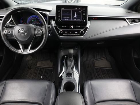 Used 2020 Toyota Corolla SE FWD image 2