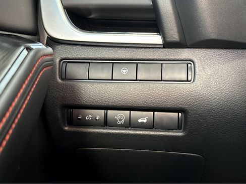 Used 2025 Nissan Rogue SV w/ Rock Creek Premium Package image 11