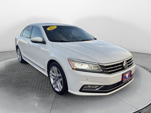 Used 2017 Volkswagen Passat 1.8T SE image 7