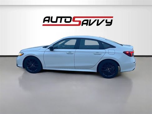 Used 2025 Honda Civic Sport image 4