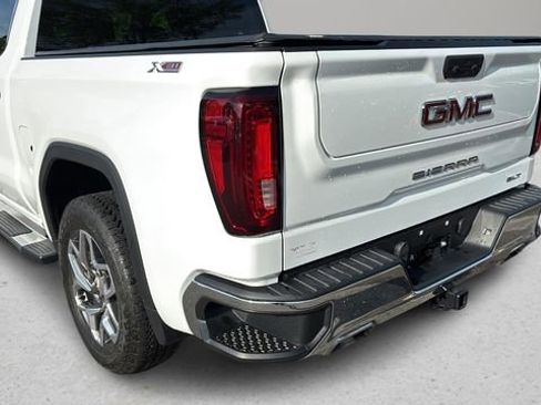 Used 2023 GMC Sierra 1500 SLT w/ SLT Premium Package AWD/4WD image 35