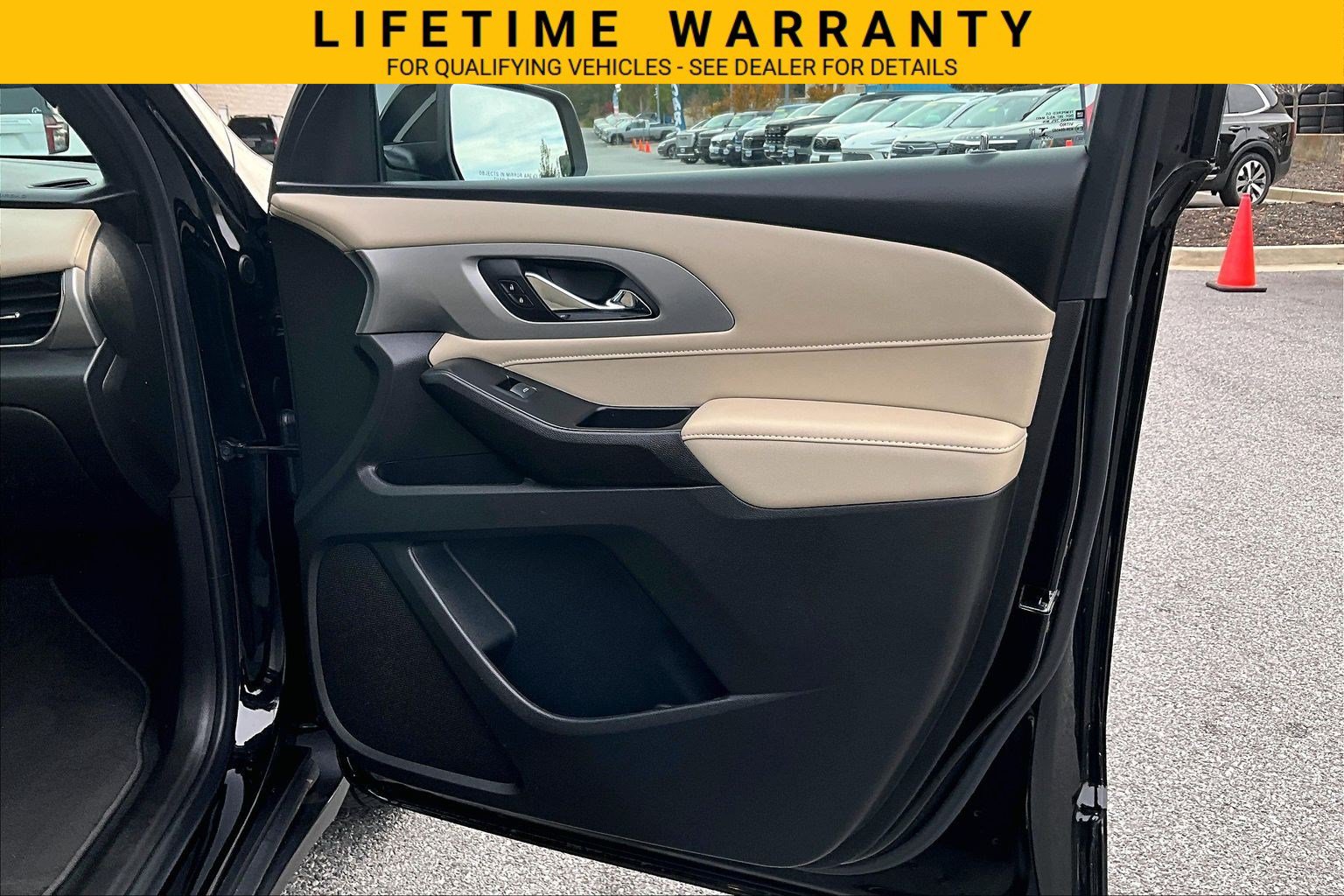 Certified 2022 Chevrolet Traverse LS FWD image 20