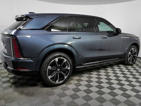 Certified 2025 Cadillac Escalade IQ Sport 1 AWD/4WD image 2