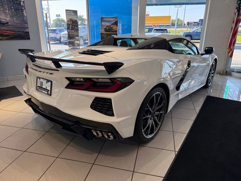 New 2026 Chevrolet Corvette Stingray Premium Conv w/ Z51 Performance Package RWD image 4