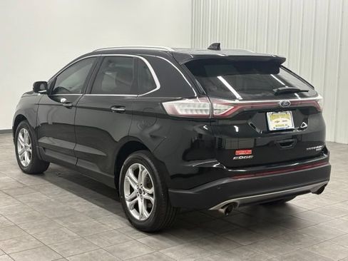Used 2017 Ford Edge Titanium w/ Technology Package FWD image 4