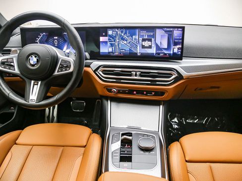 Certified 2023 BMW 330i Sedan w/ M Sport Package RWD image 13