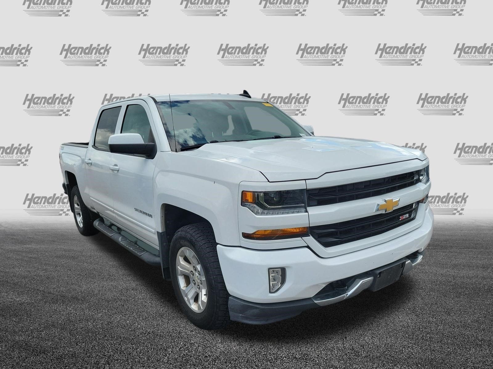 Used 2018 Chevrolet Silverado 1500 LT w/ All Star Edition AWD/4WD image 2