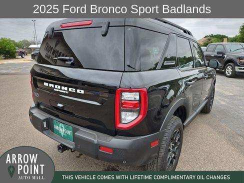 Used 2025 Ford Bronco Sport Badlands AWD/4WD image 11