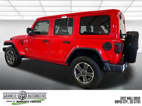 Used 2023 Jeep Wrangler Unlimited Sahara AWD/4WD image 4
