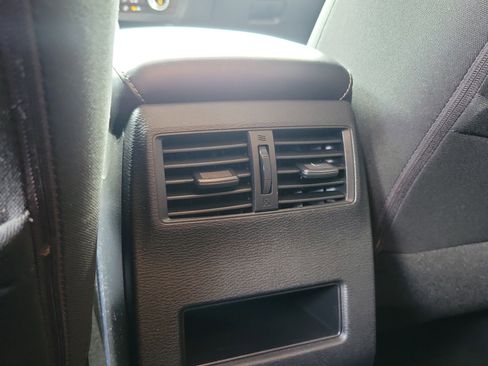 Used 2022 Mitsubishi Outlander ES image 12