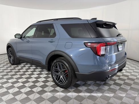 Certified 2025 Ford Explorer ST-Line w/ Premium Package image 5