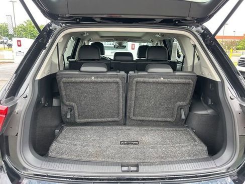Used 2022 Volkswagen Tiguan SE FWD image 29