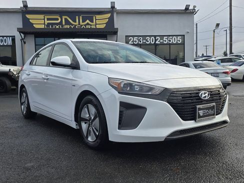 Used 2018 Hyundai Ioniq Blue image 3