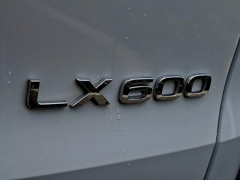 Used 2024 Lexus LX 600 F Sport AWD/4WD image 32