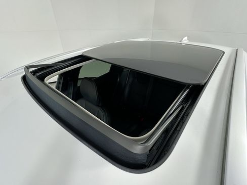 Used 2022 Volvo XC60 B5 Inscription w/ Protection Package Premier image 23