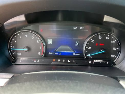 Used 2023 Ford Explorer XLT w/ Equipment Group 202A AWD/4WD image 20