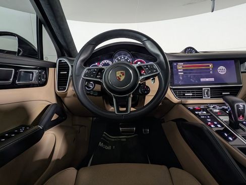 Certified 2023 Porsche Cayenne GTS image 21