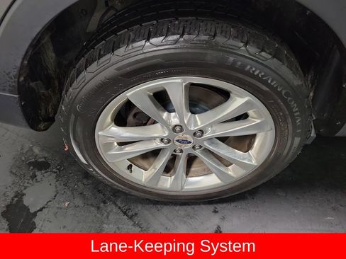 Used 2018 Ford Explorer Limited w/ Equipment Group 301A AWD/4WD image 12