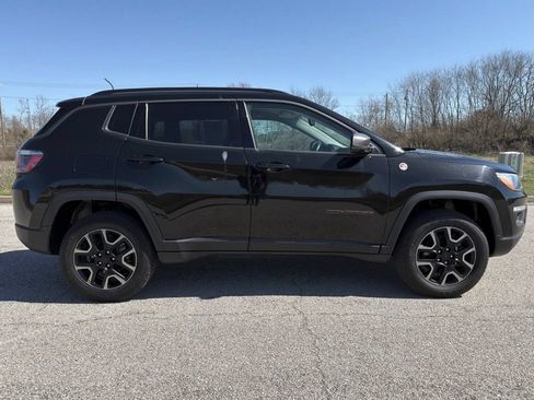 Used 2019 Jeep Compass Trailhawk AWD/4WD image 31