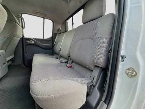 Used 2019 Nissan Frontier SV RWD image 19