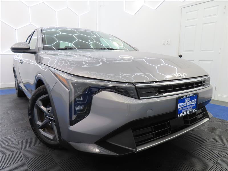 Used 2025 Kia K4 FWD image 3